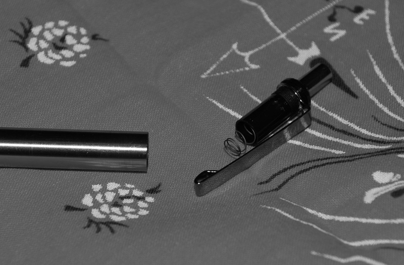 Crisis Medicine Zebra 701 Rugged Metal Pen: improvised windlass