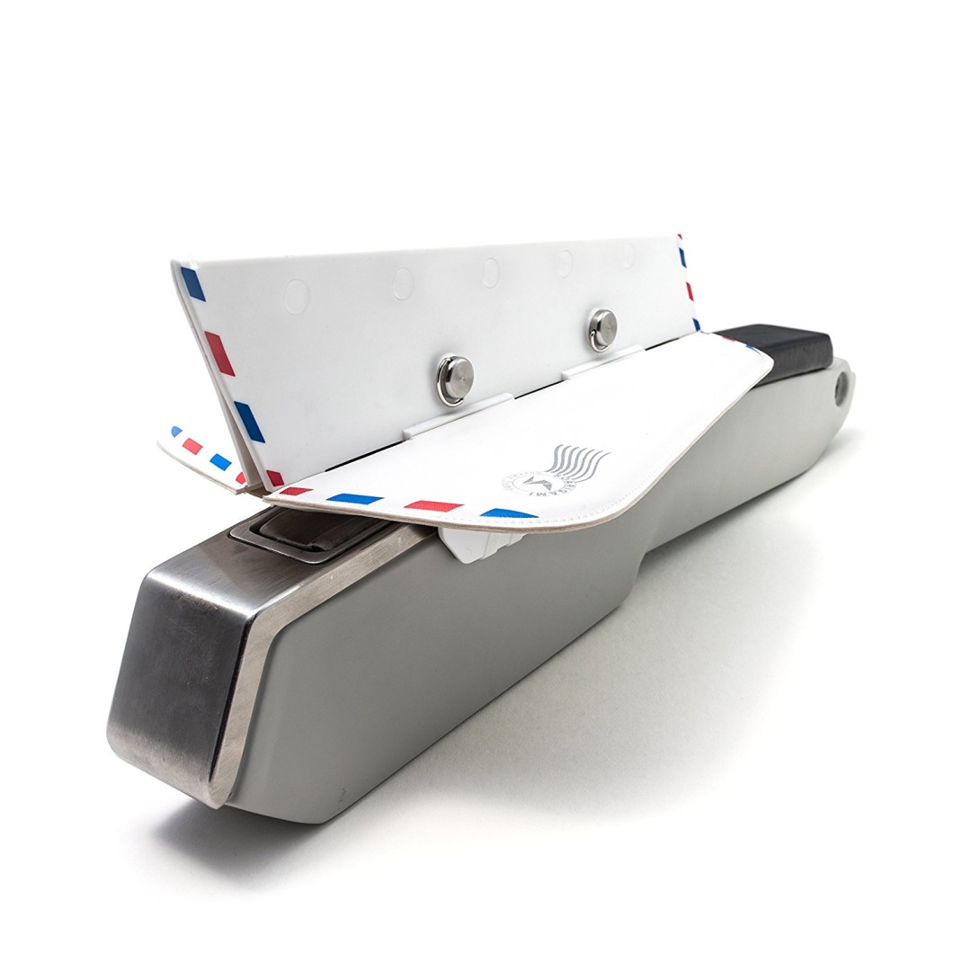 Soarigami Airplane Portable Armrest The Gear Journal